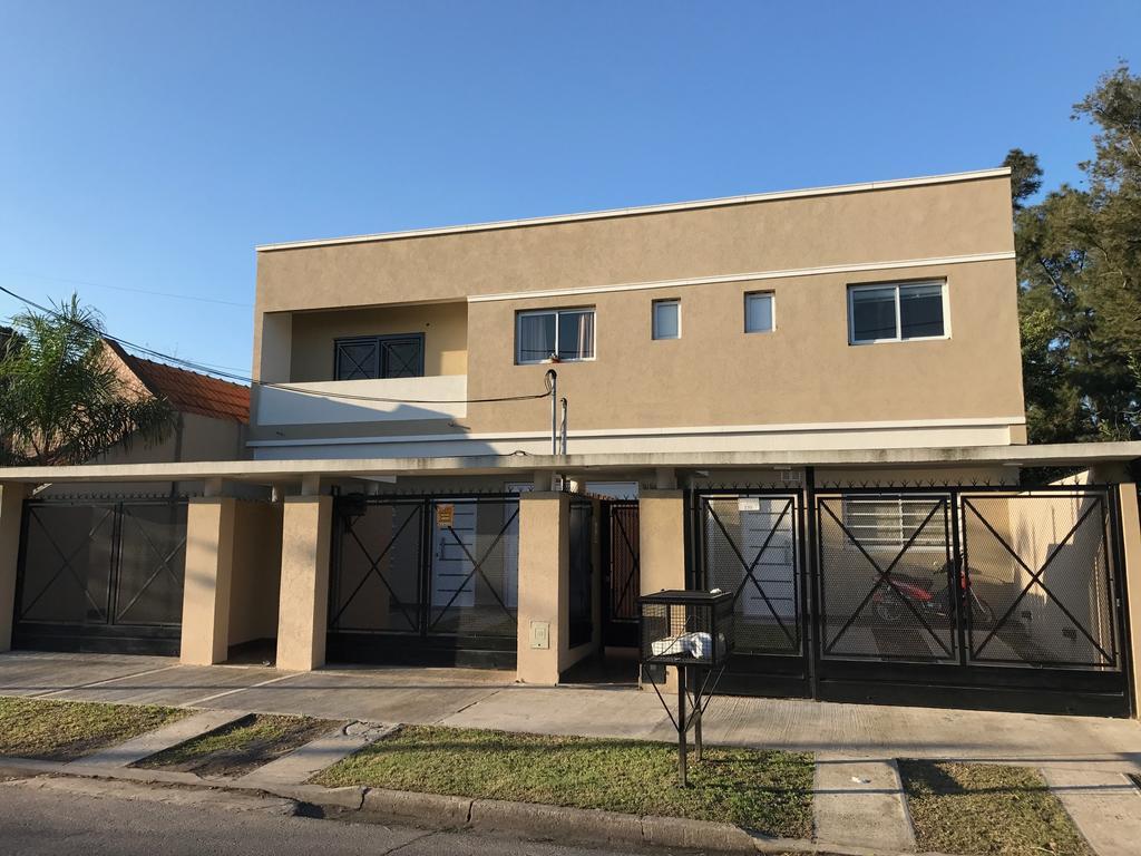 Mendoza Apartments Ezeiza Airport Luis Guillon Exterior foto