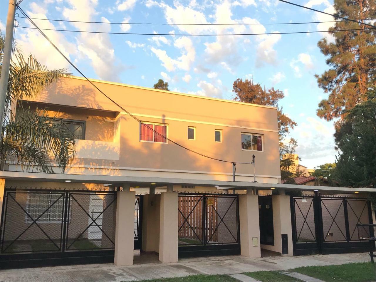Mendoza Apartments Ezeiza Airport Luis Guillon Exterior foto